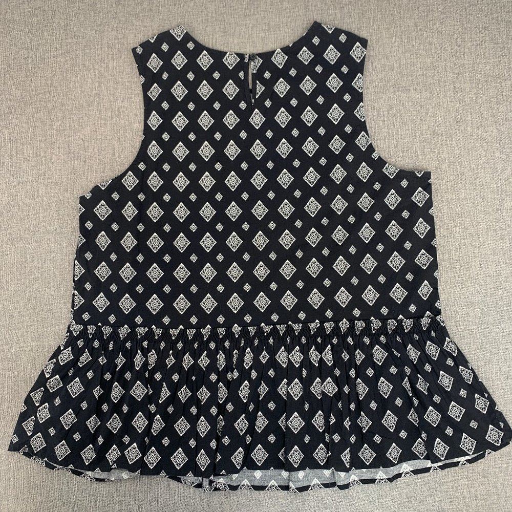 Time & Tru Sleeveless Peplum Blouse Black White XXL (20) 97% Cotton 3% Spandex